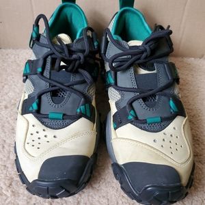 ADIDAS CONSORTIUM FYW XTA SAND BLACK SUB GREEN HIKING Shoe Men Size 8 FY0951